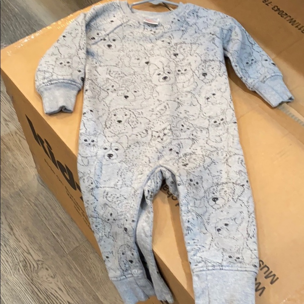 Hanna Anderson dog print onesie